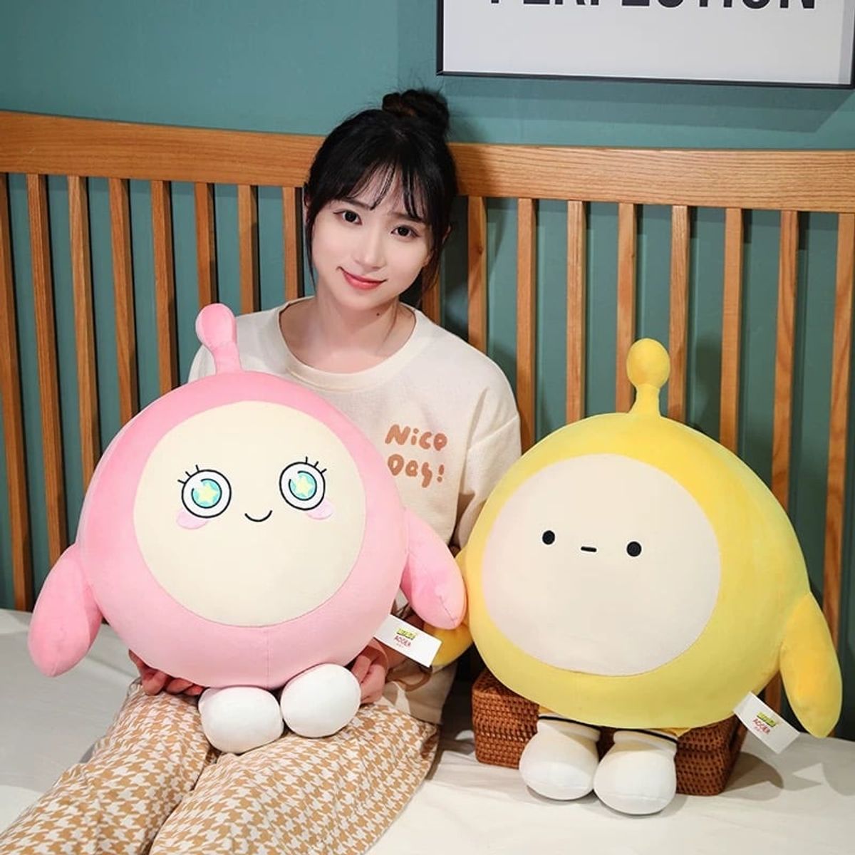 GENERICO - Tierno peluche de huevo linda muñeca de huevo suave 50CM Amarillo