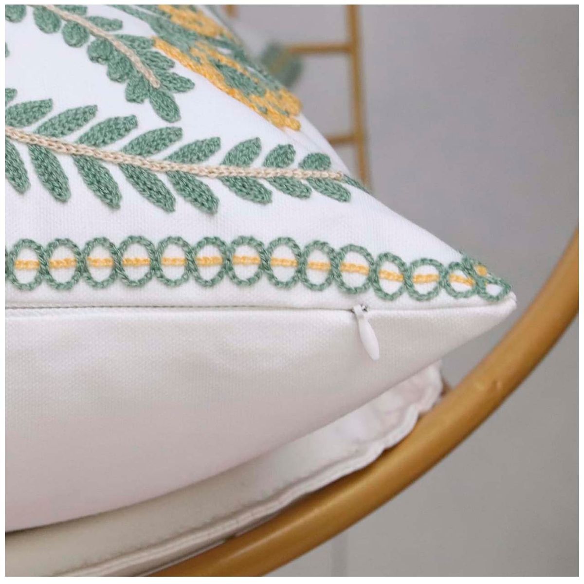 GENERICO - Pack De 02 Fundas Para Cojin Bordados 45x45 Cm mod08