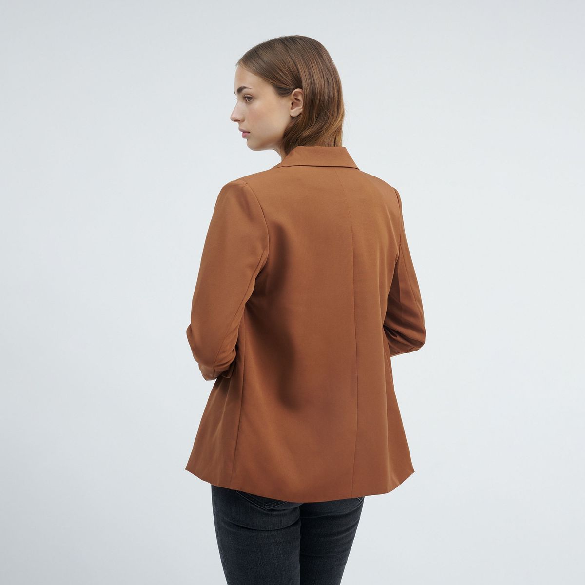 GUINDA - Blazer Oversize con Botonadura Dorada Tailor Guinda