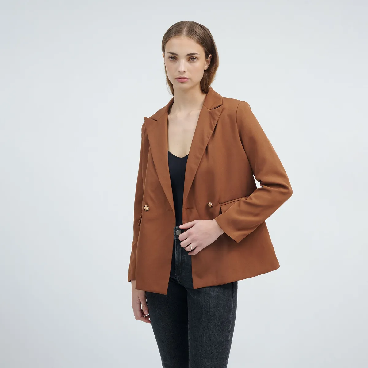 GUINDA - Blazer Oversize con Botonadura Dorada Tailor Guinda
