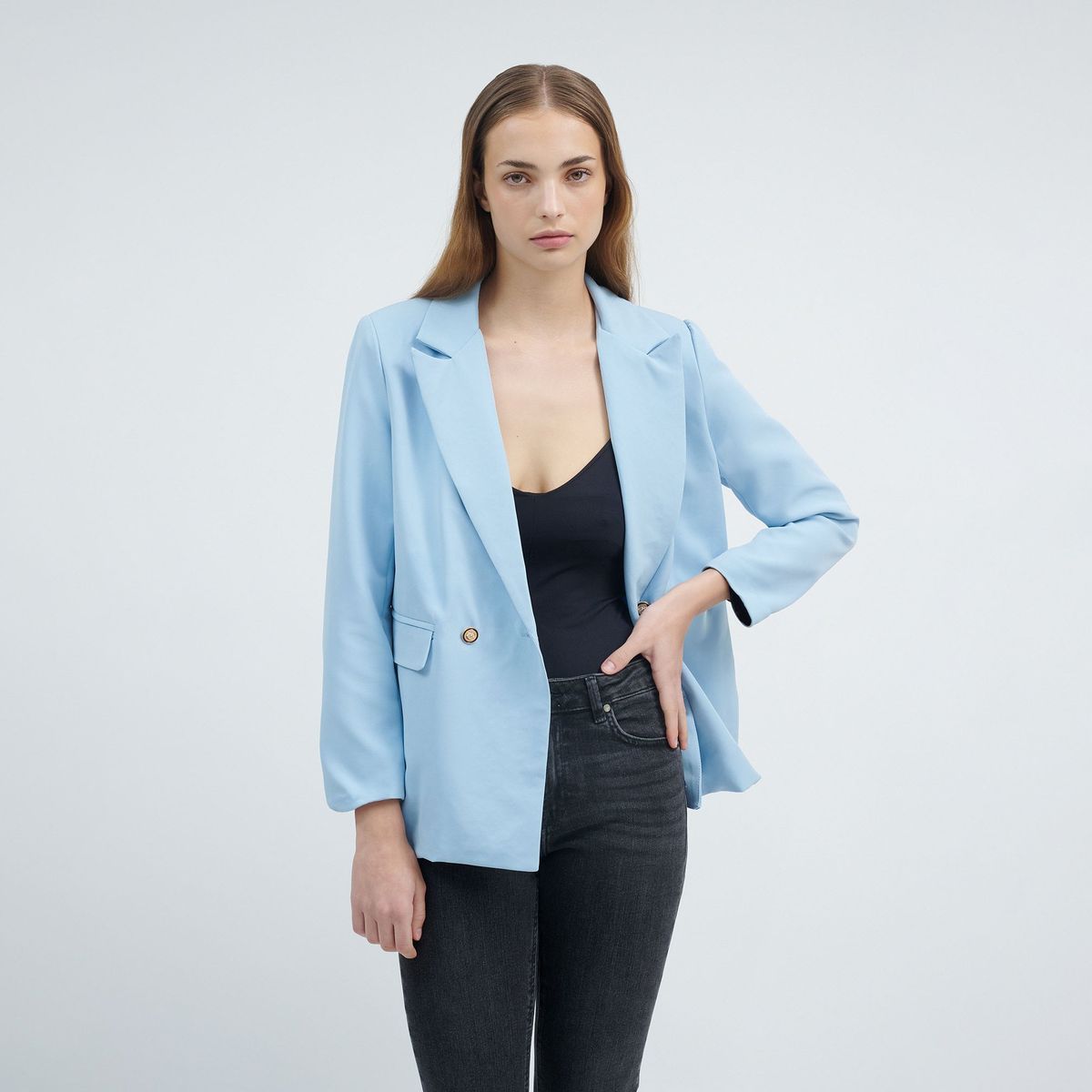 GUINDA - Blazer Oversize con Botonadura Dorada Tailor Guinda