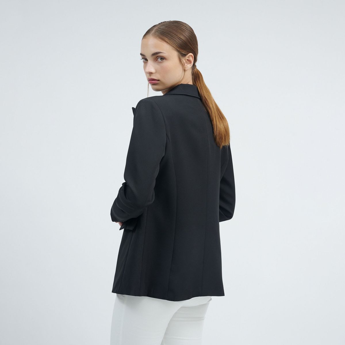 GUINDA - Blazer con Botones decorativos Kanek - GUINDA