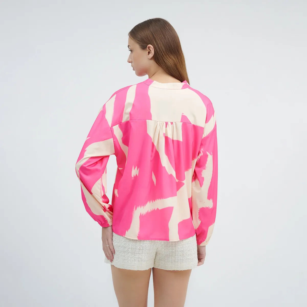 GUINDA - Blusa con Cuello Corto en V Lizzy - GUINDA