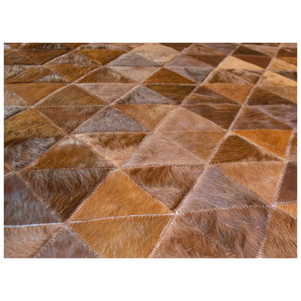 MOO HOGAR - Alfombra Cuero Natural 160 X 230cm Diseño Triagulo Iso12