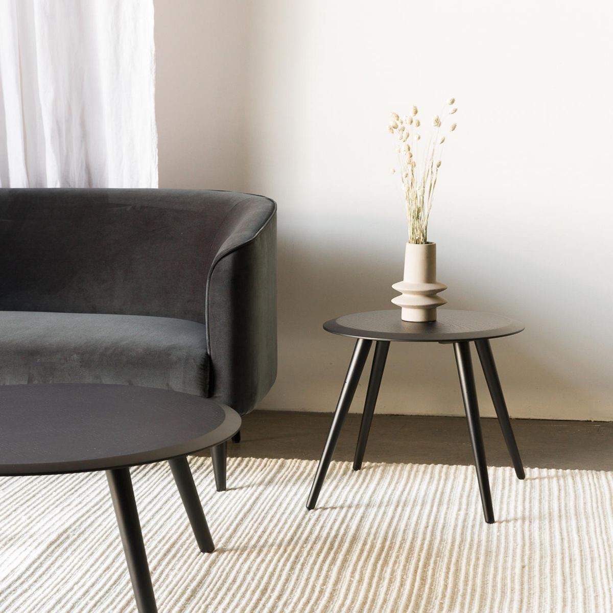 AMOBLE - Mesa Lateral Lazaro Negra Amoblé