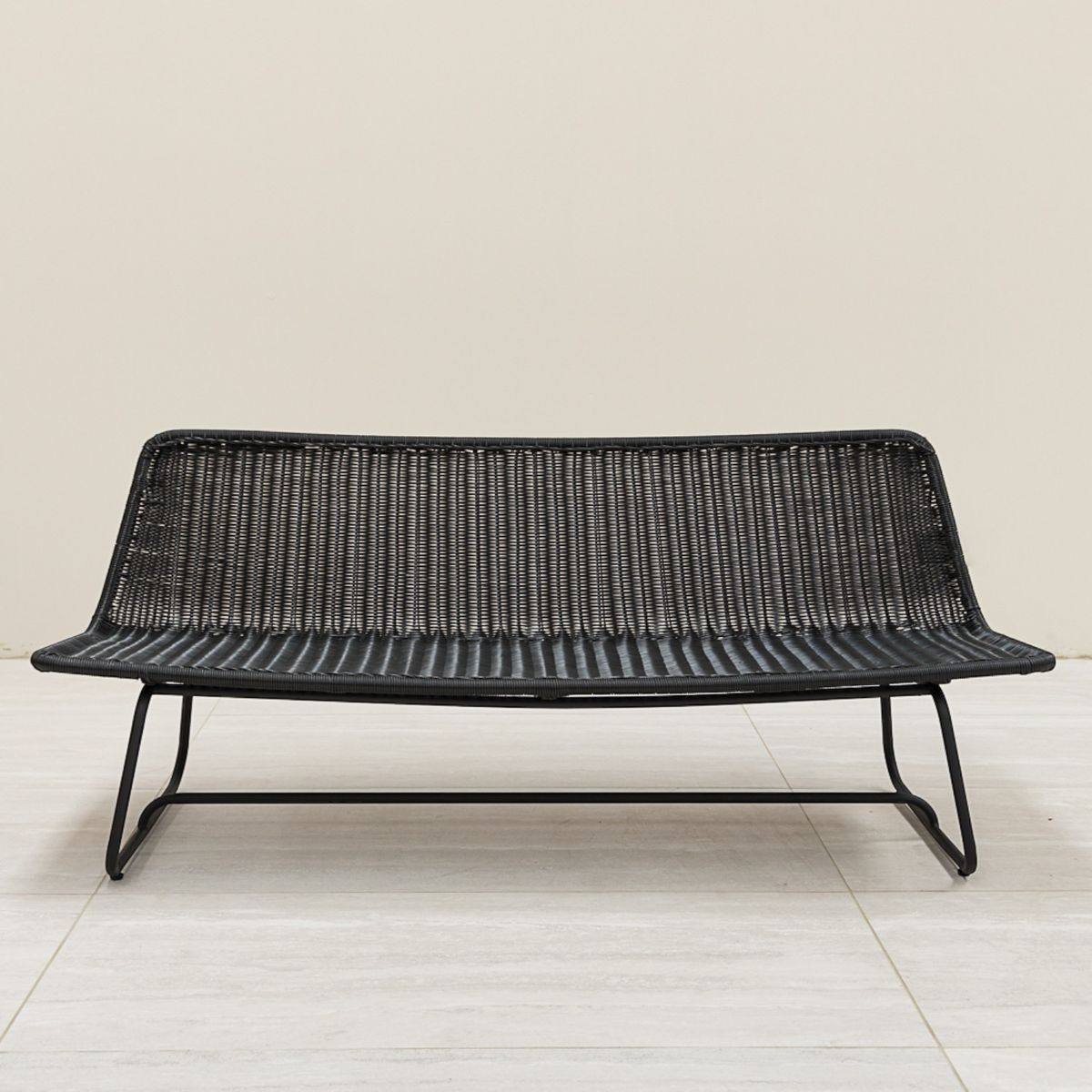 AMOBLE - Sofa terraza Golfet Negro At Amoblé