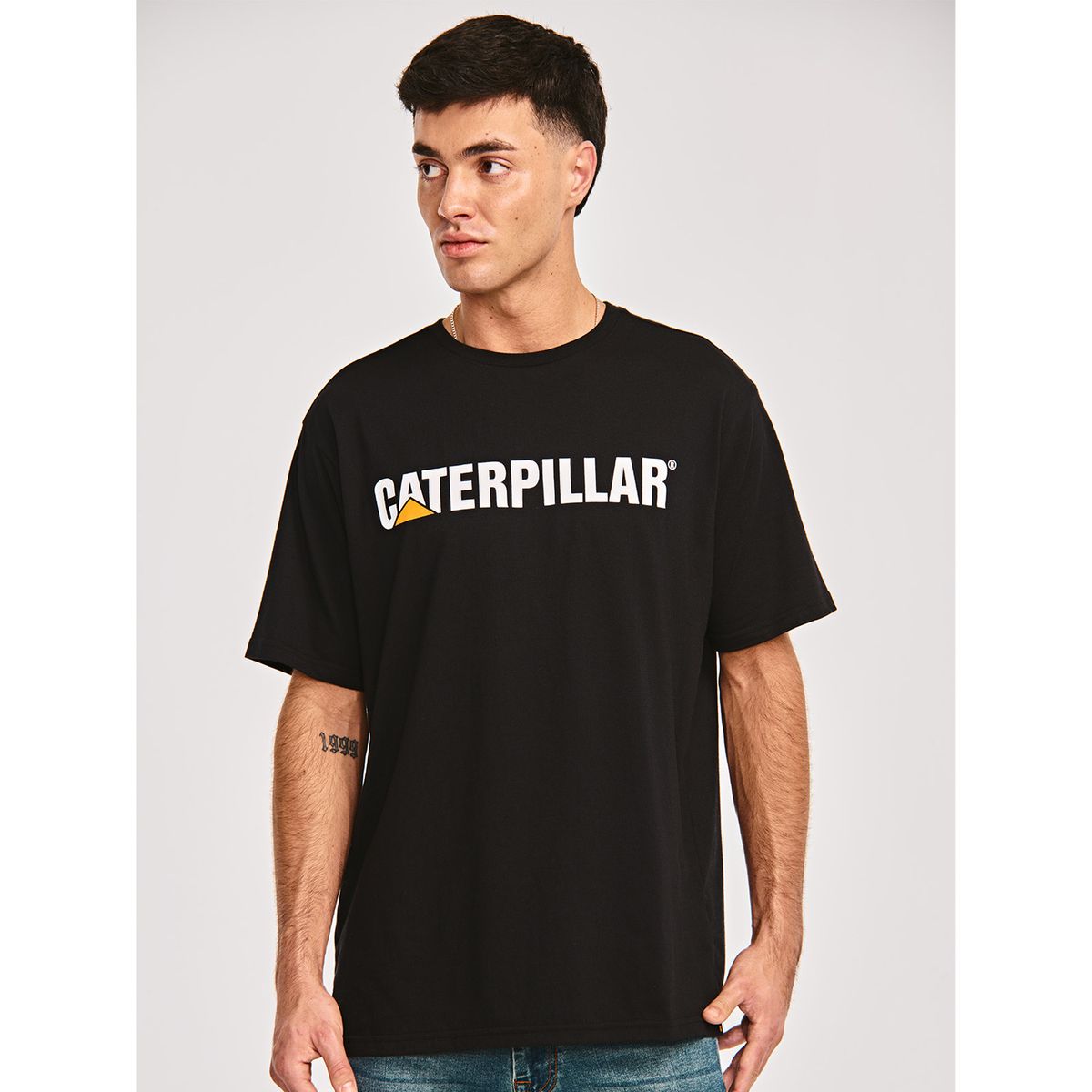 CAT - Polera Manga Corta Hombre Caterpillar LogoNegro CAT