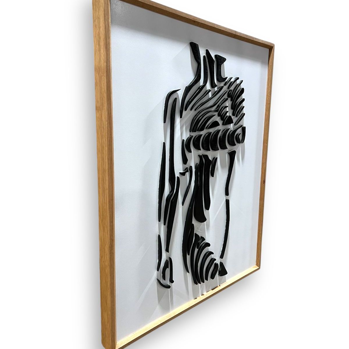 GENERICO - Cuadro modelo Silueta con marco de madera nativa