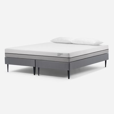 Imagen 2 del producto Cama Europea Pratta 2 Plazas Pata Acero + Almohadas Light