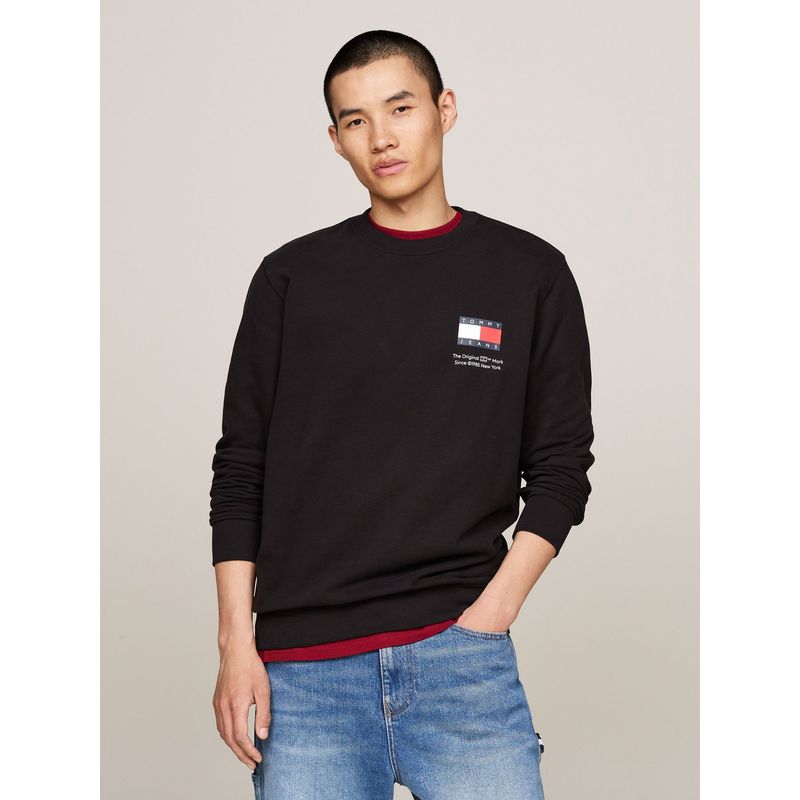 TOMMY HILFIGER - Polerón Con Logo Flag Negro Tommy Jeans.