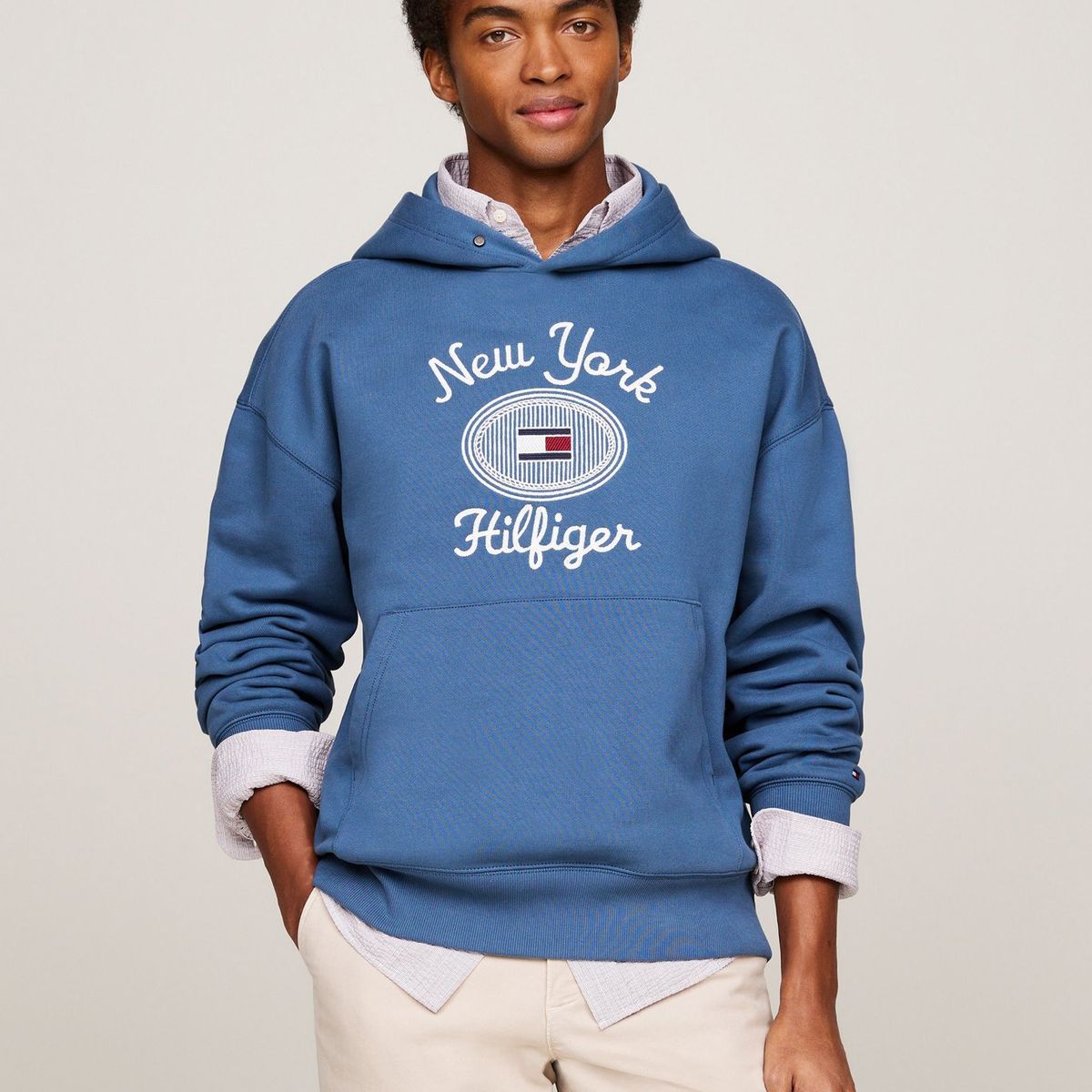 TOMMY HILFIGER - Polerón Hoodie Con Logo Bordado Azul Tommy Hilfiger