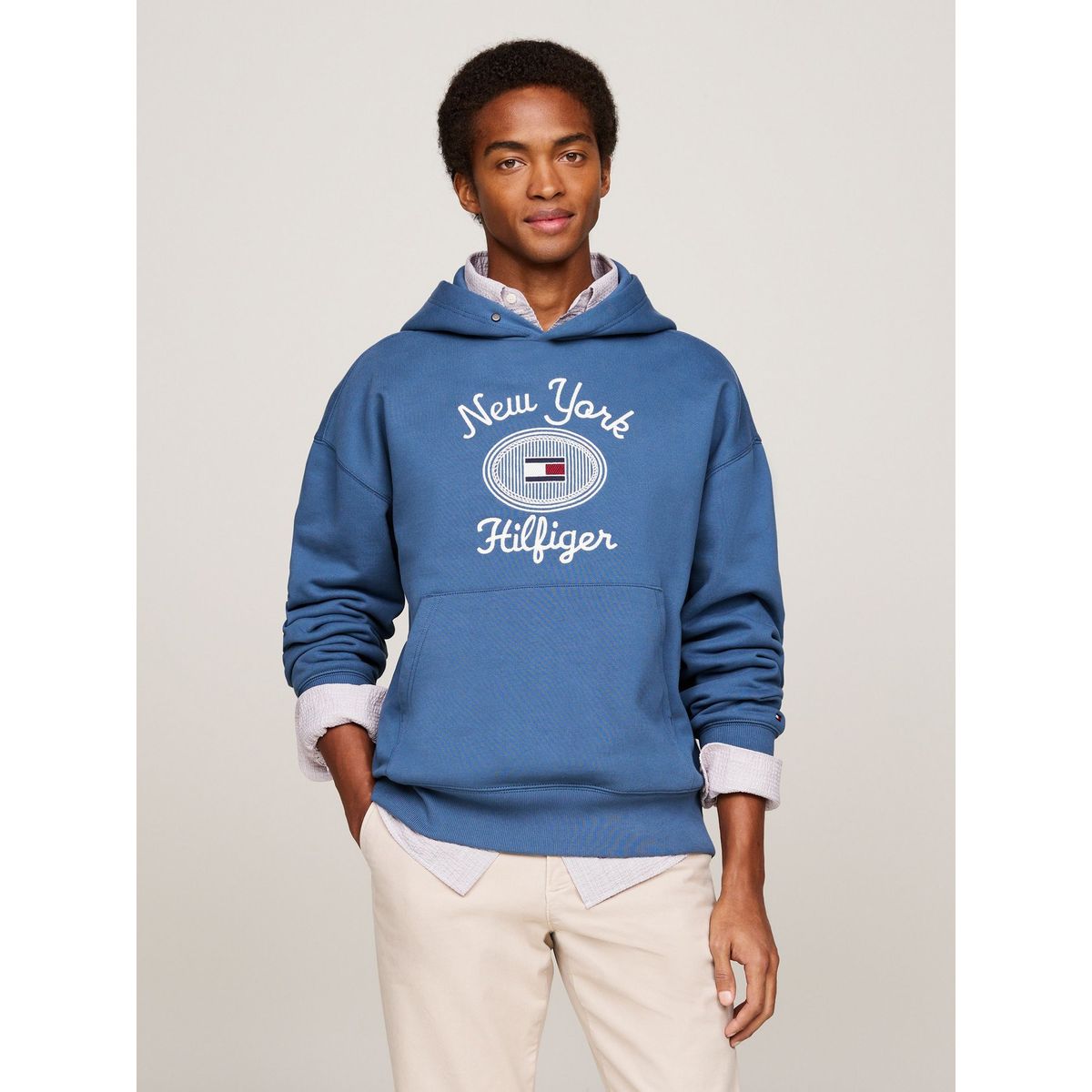 TOMMY HILFIGER - Polerón Hoodie Con Logo Bordado Azul Tommy Hilfiger