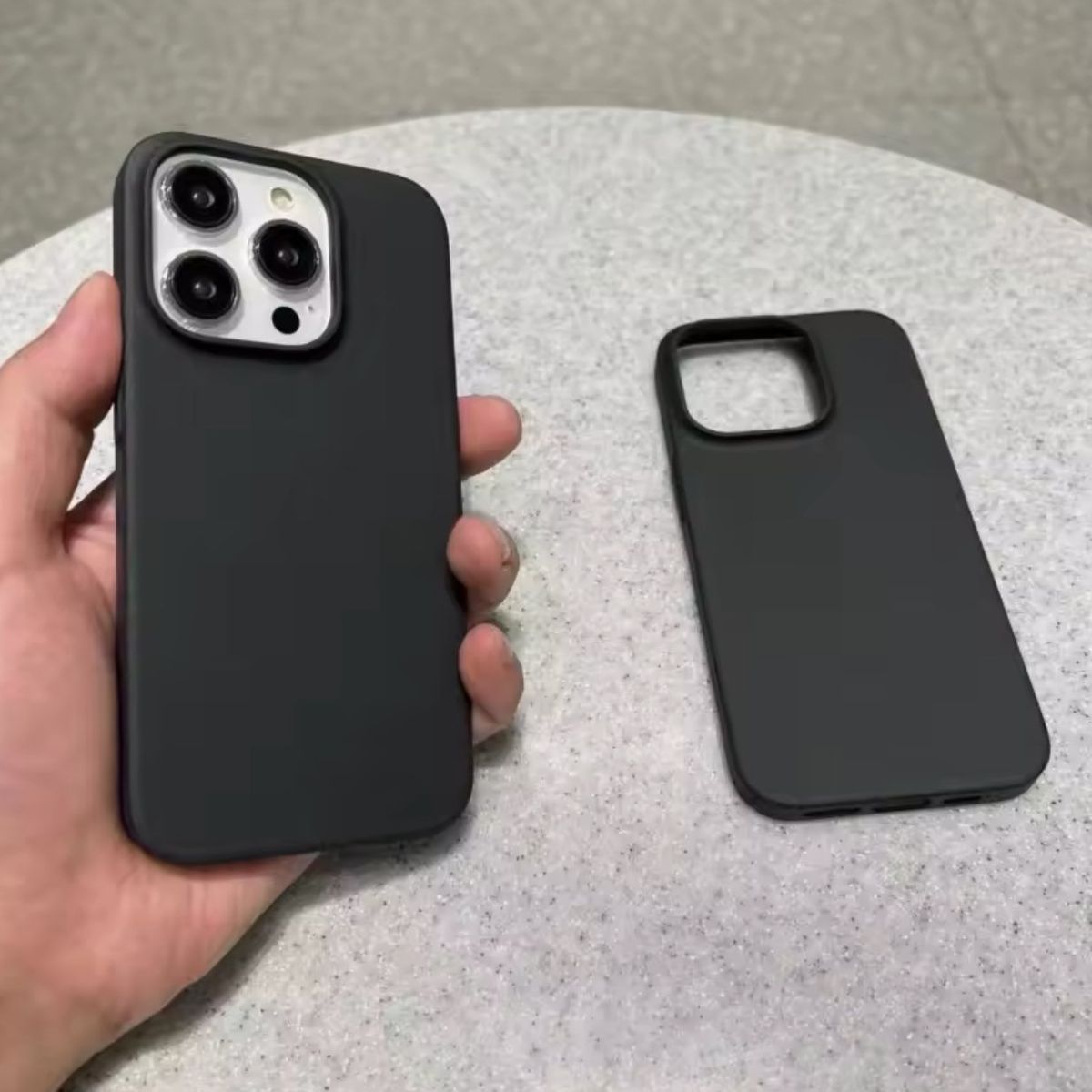 GENERICO - Carcasa De Silicona Para iPhone 16 Pro Max - Negro