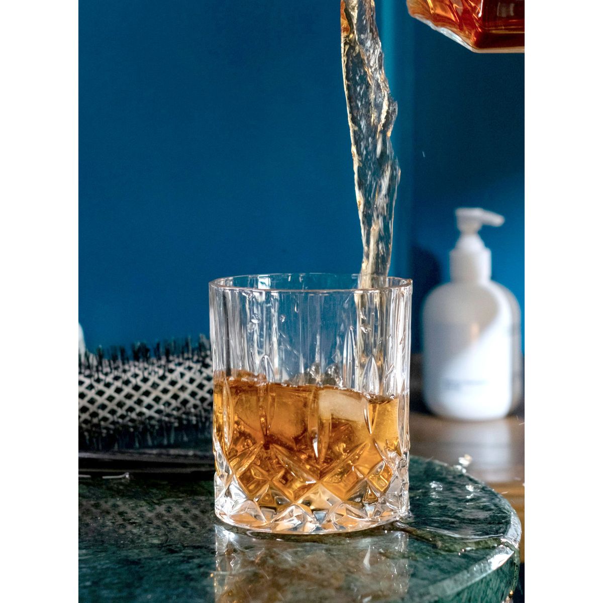 BBVINOS - Whisky Suntory World Whisky AO, Japanese SUNTORY