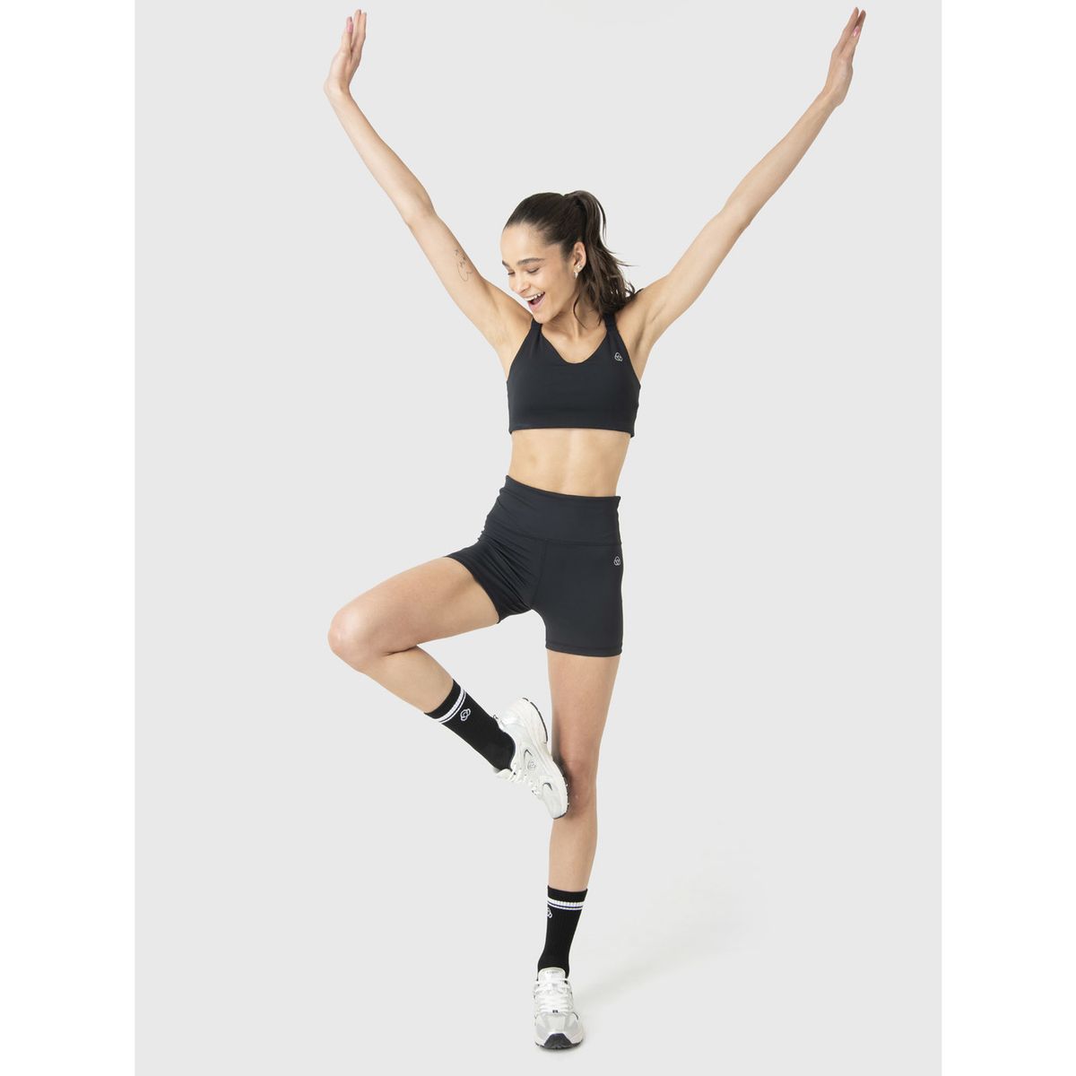 BSOUL - Short deportivo Mujer Flo Negro BSOUL