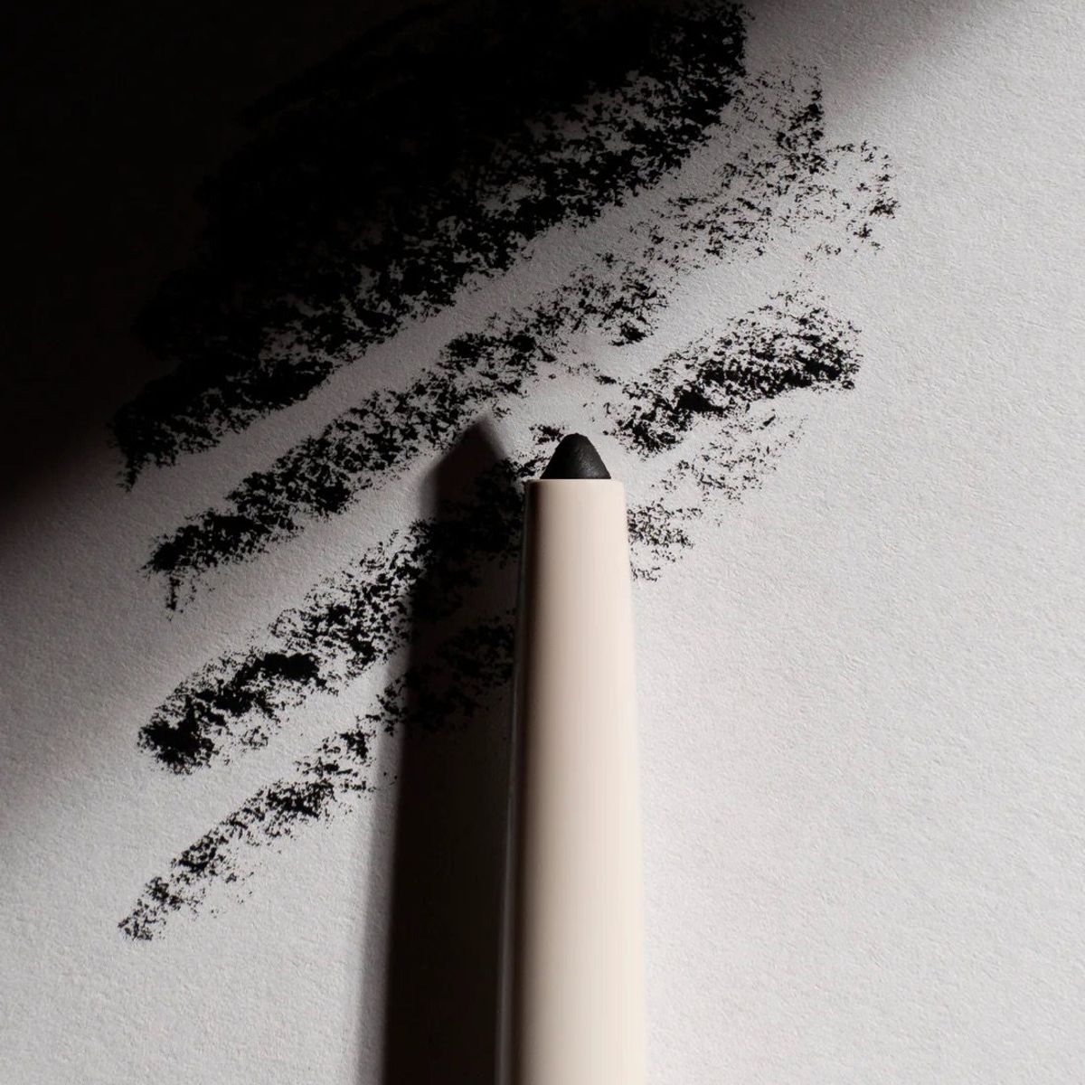 OKWU - Delineador de ojos OKWU - Fundamental Eyeliner Pencil - Kuro