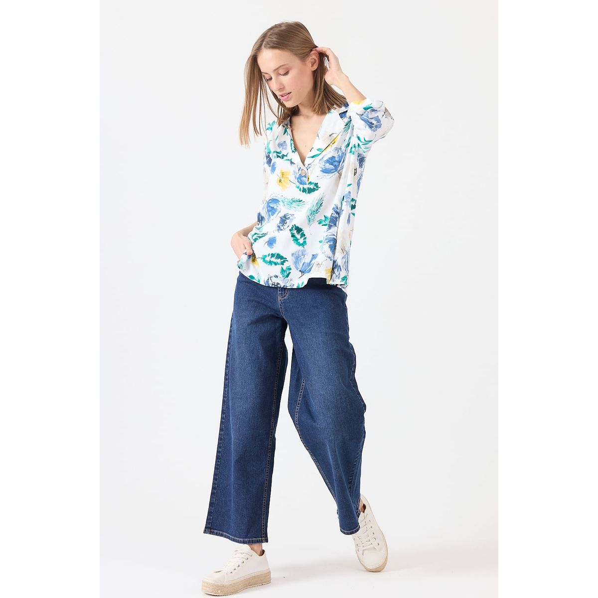 PRIVILEGE - Blusa blanca estampada 1197