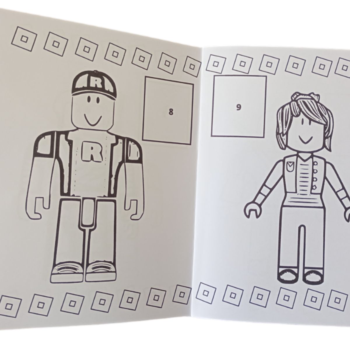 GENERICO - Libro Para Pintar Roblox con stickers