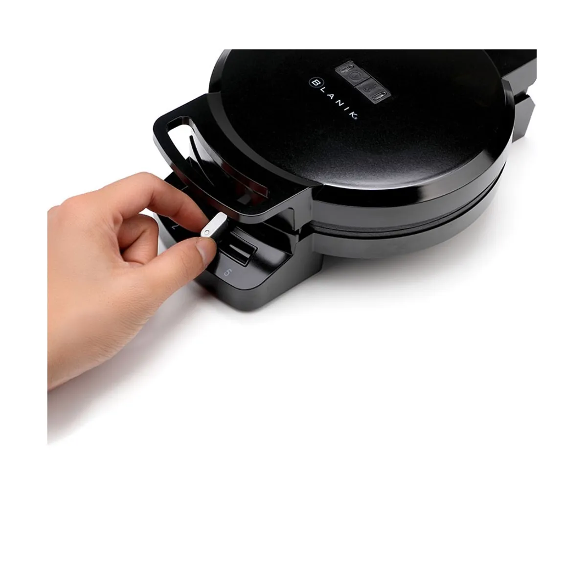 BLANIK - MAQUINA PARA HACER WAFFLES FORMA DE CORAZON BWC078 BLANIK