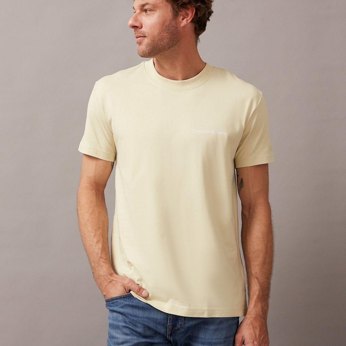 CALVIN KLEIN - Polera Institutional Hombre Verde Calvin Klein LFU