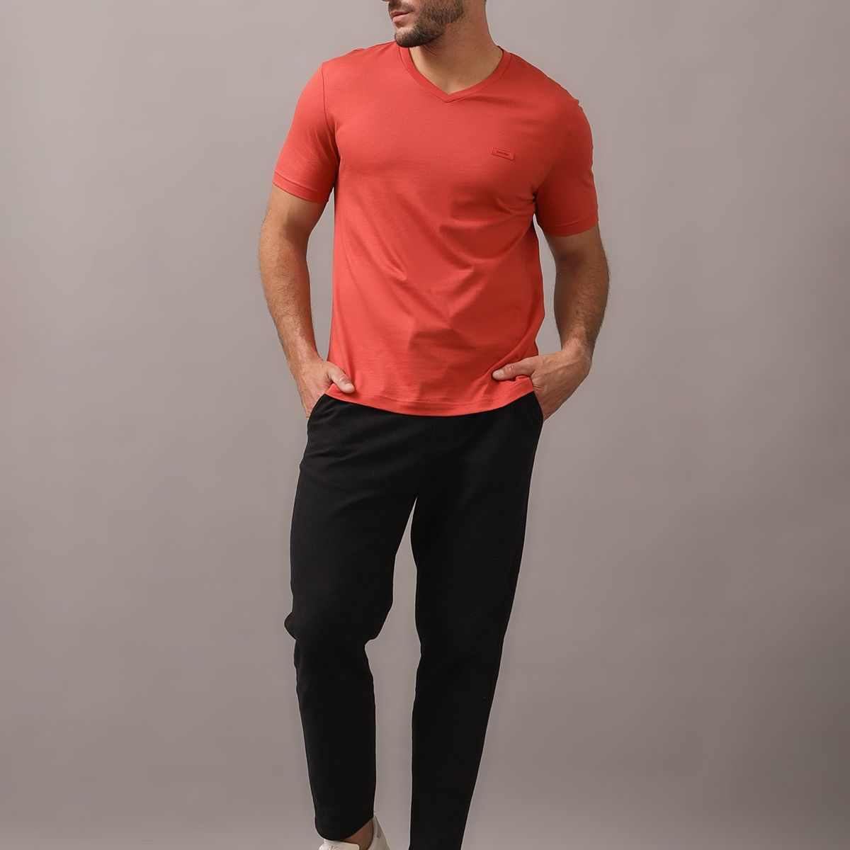 CALVIN KLEIN - Polera Smooth Cotton V-Neck Rojo Calvin Klein