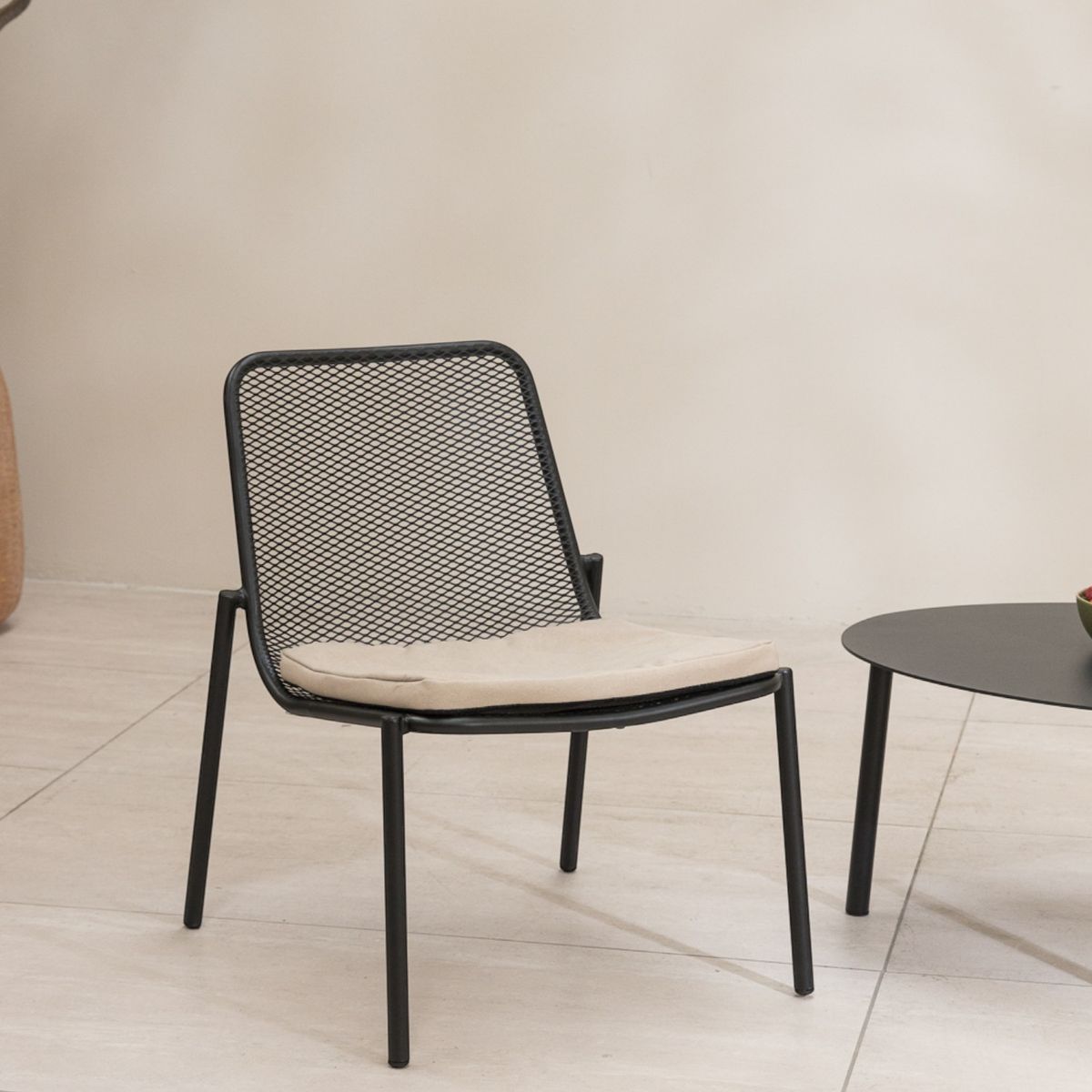 AMOBLE - Poltrona terraza Cambrils Negra Amoblé