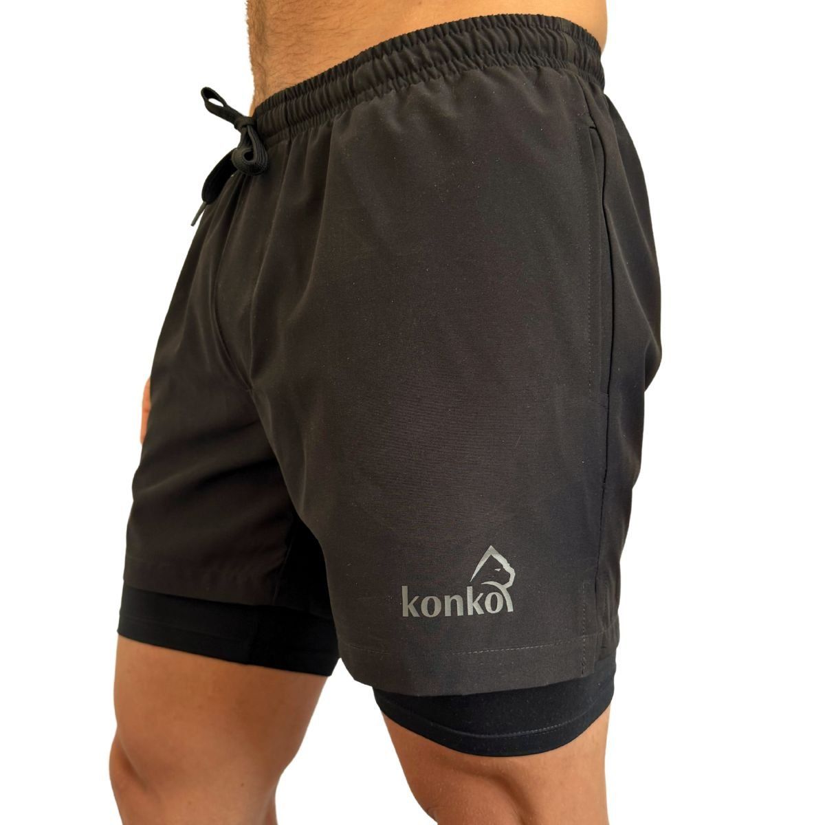 KONKO ACTIVE - Short Deportivo Hombre Con Calza 2 en 1 Negro Perfect Black Konko
