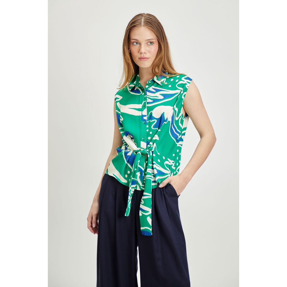 IO - Blusa Sin Mangas Verde Musgo Mujer Io