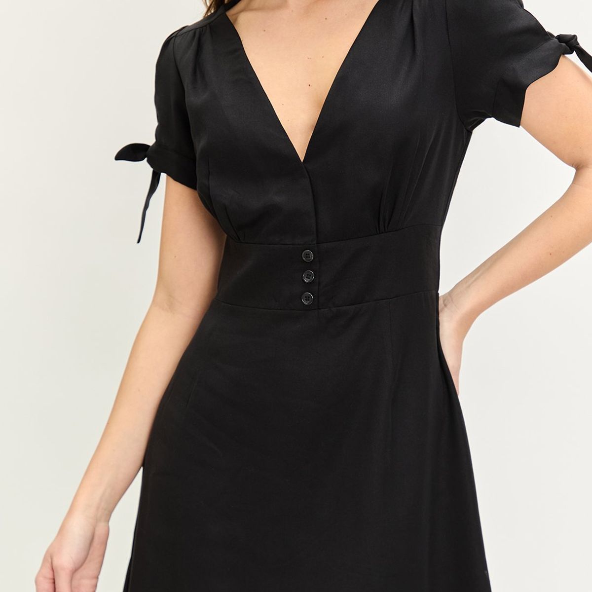 IO - Vestido Corto Negro Mujer Io