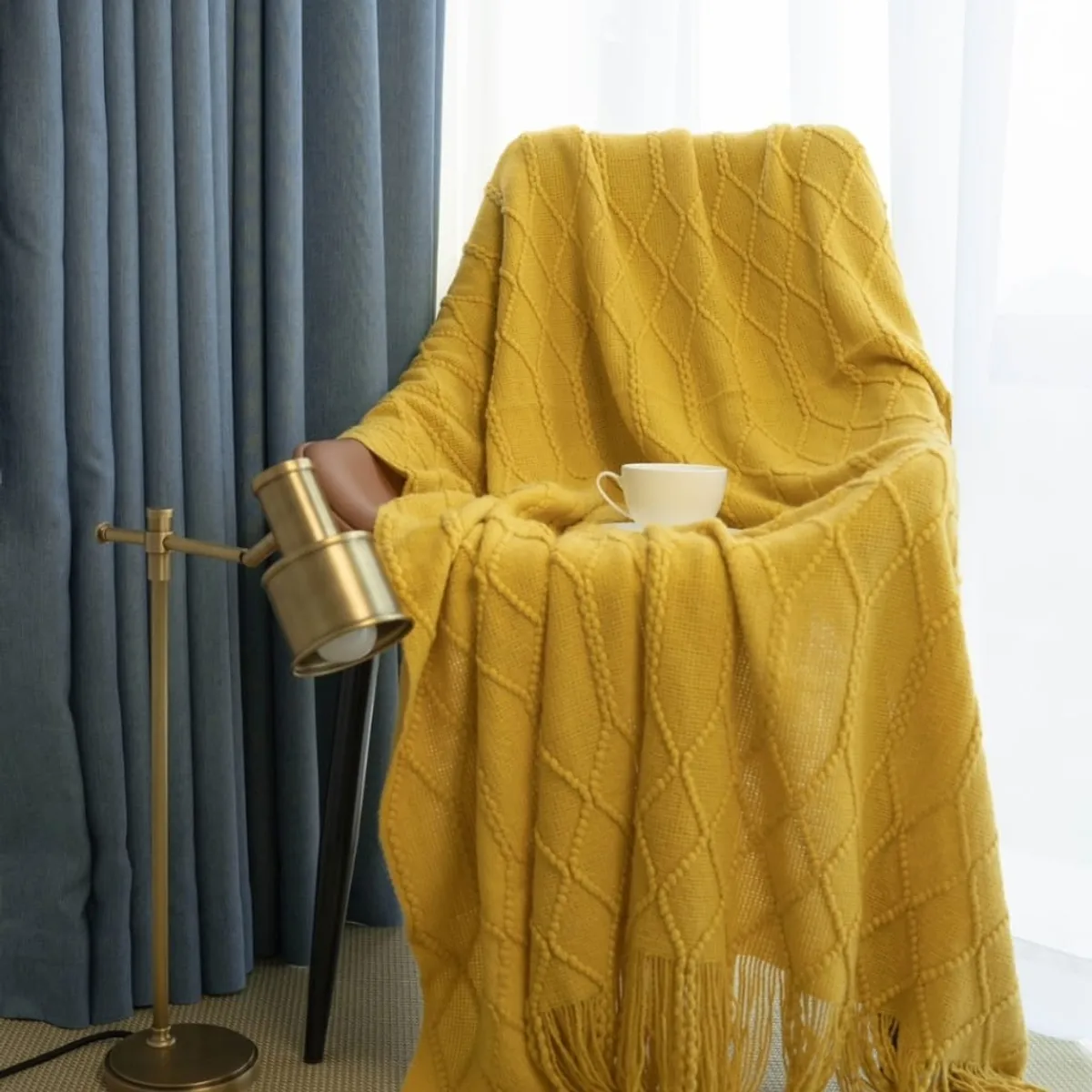 ANGELES DEL HOGAR - Manta de Sofa Con Flecos 172 cm x 127 cm Mostaza