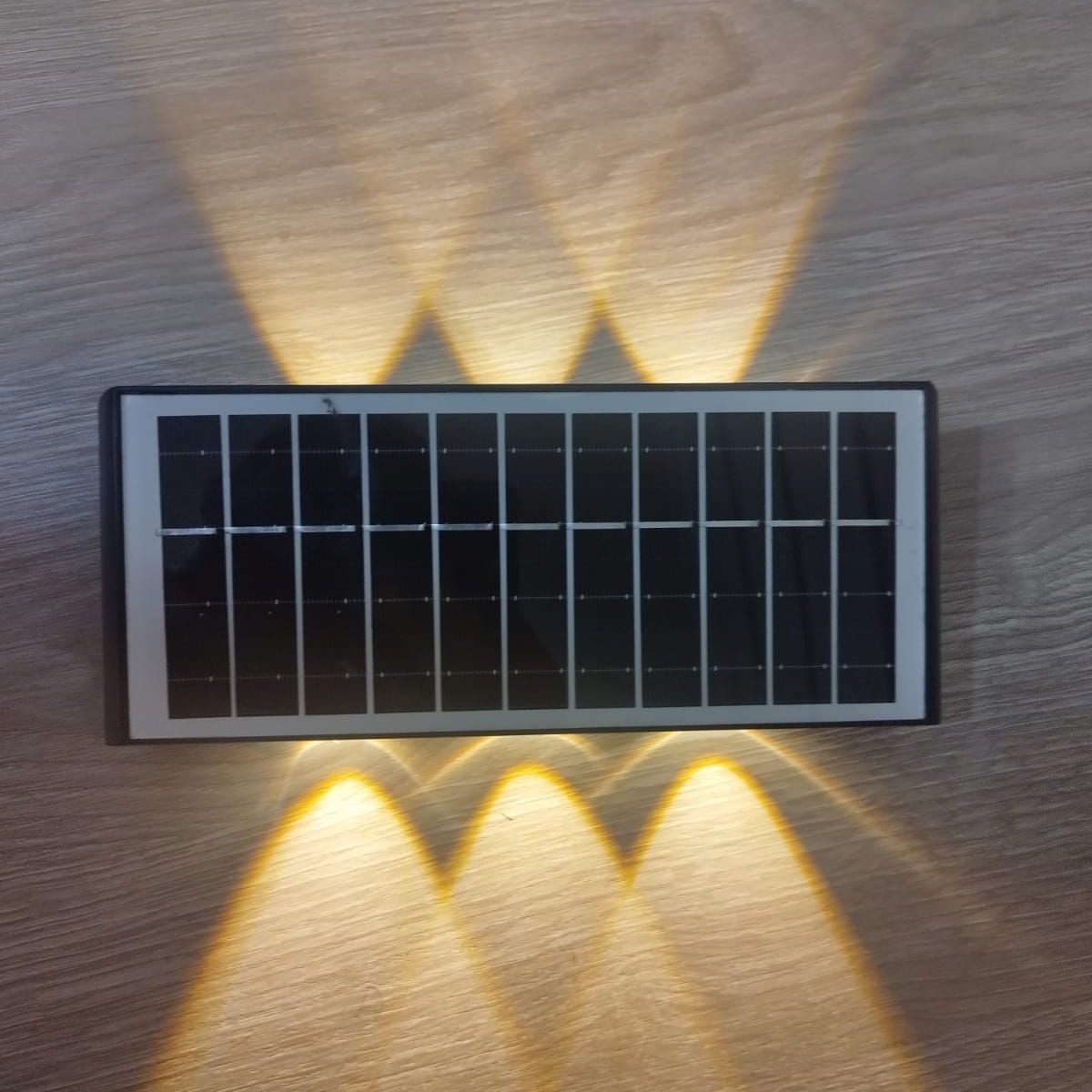 GENERICO - APLIQUE LAMPARA DE PARED SOLAR 6 LEDS LUZ CALIDA IP65
