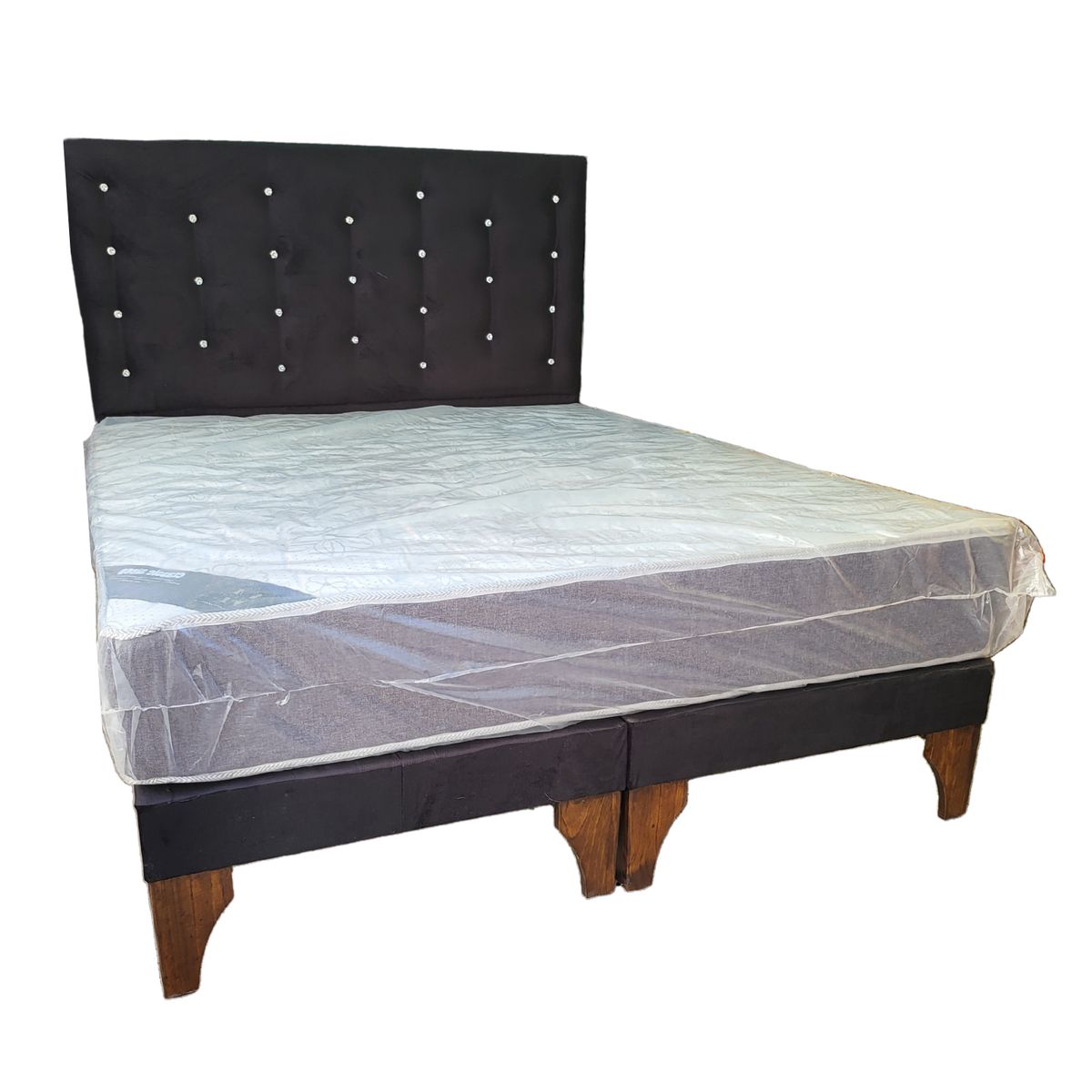 GENERICO - Cama Europea 2 Plazas + Respaldo Negro A Piso + Colchón Resorte