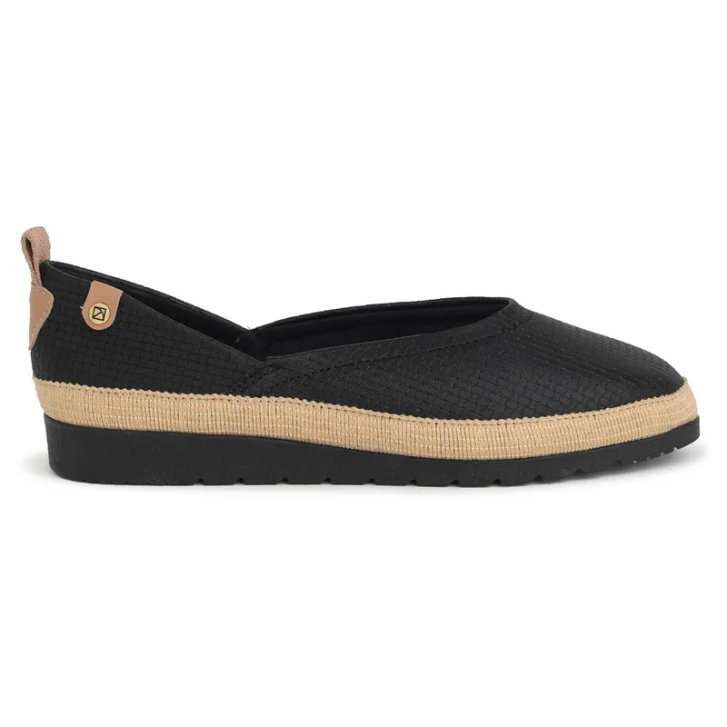 PICCADILLY - Zapato Lourdes Negro/Almendra Piccadilly