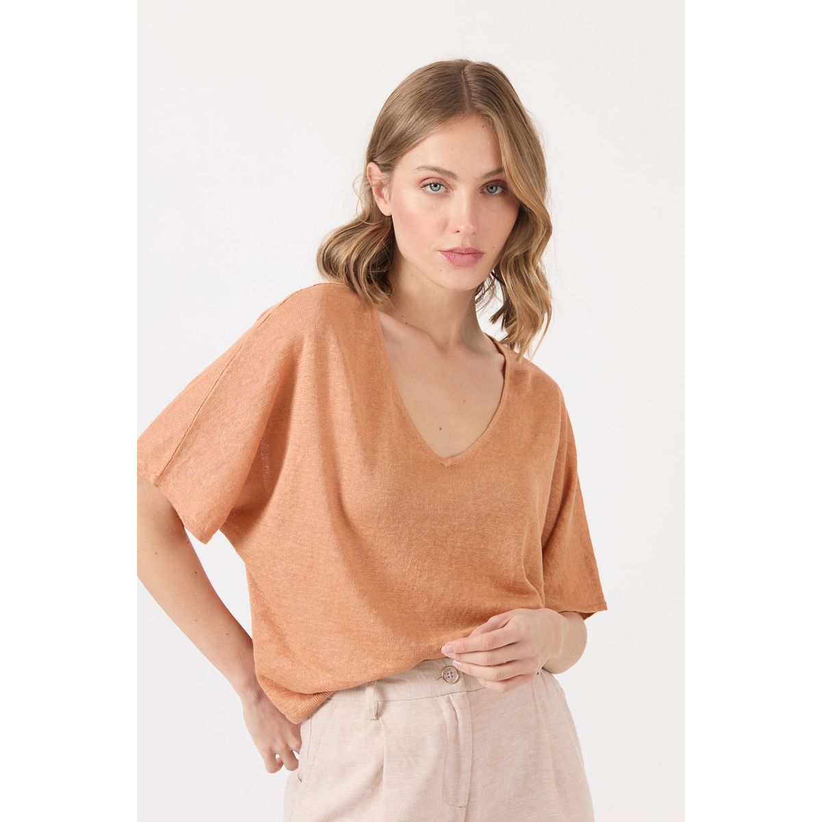 PRIVILEGE - Polera de lino tostado 1362