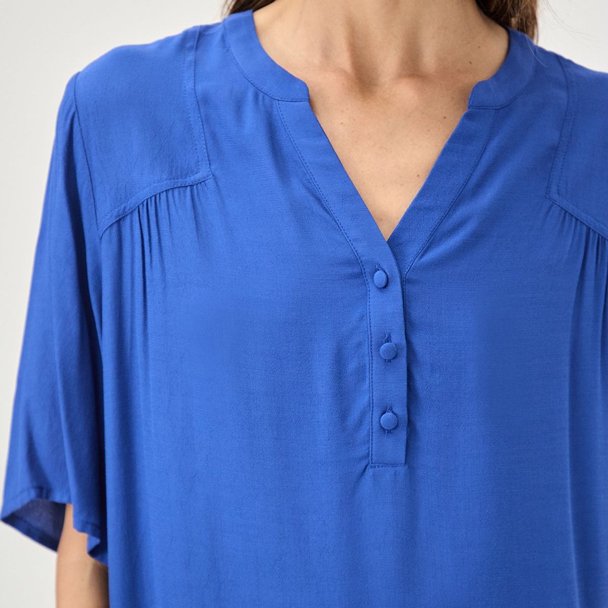 MA GRIFFE - Blusa Manga Corta Azulino Mujer Magriffe