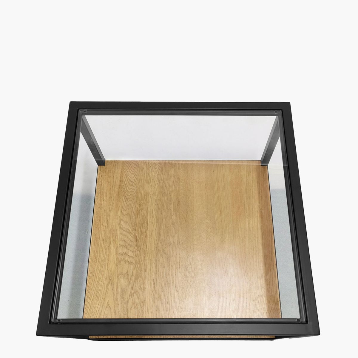 FORM DESIGN - Mesa Lateral Chuck Roble Envejecido Form