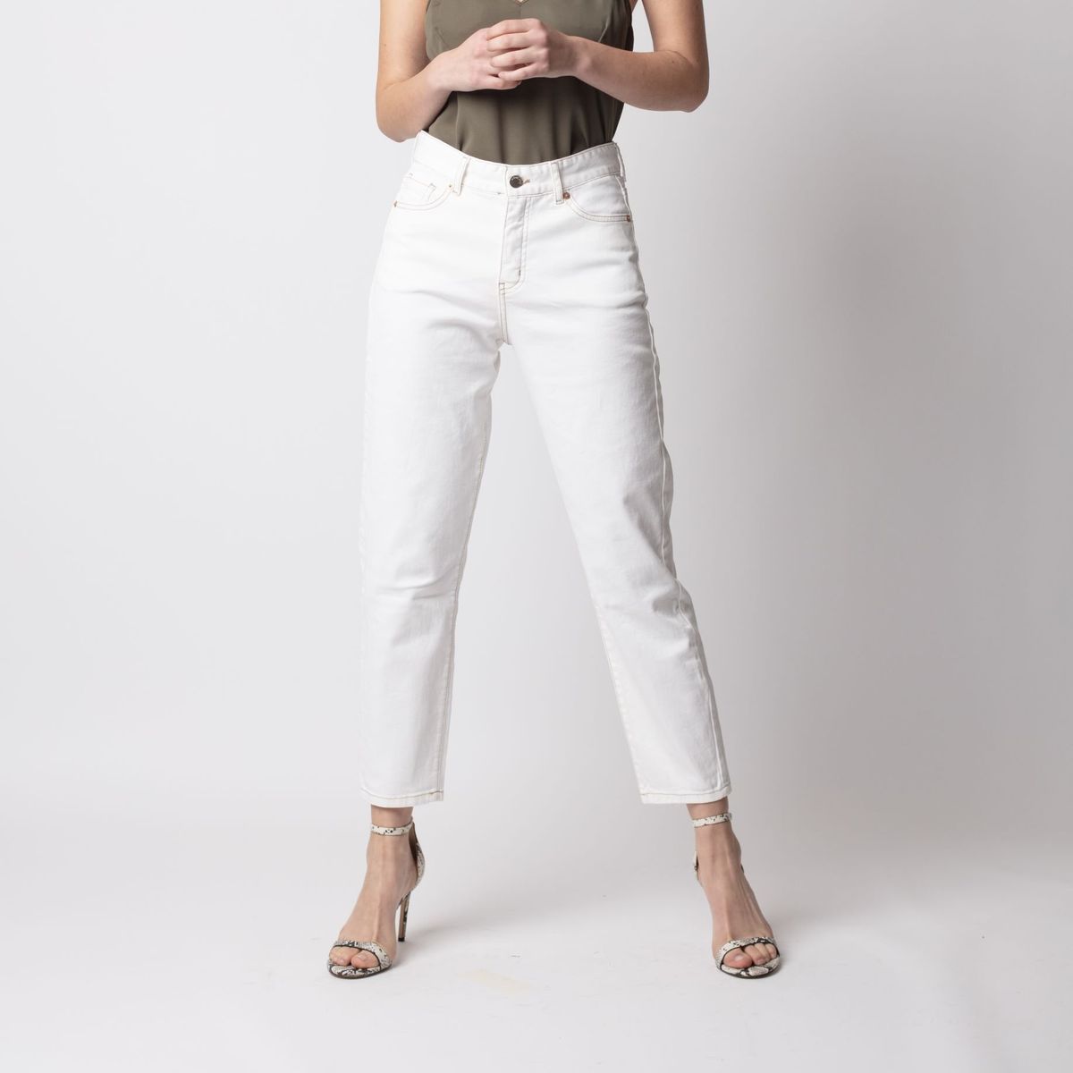 MOMCHIC - Jeans Mom Olivia Crudo