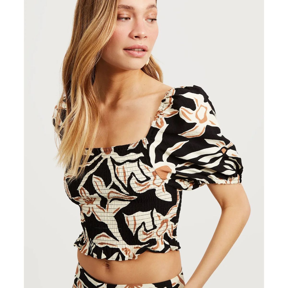 LOUNGE - Top Paradiso Manga Globo