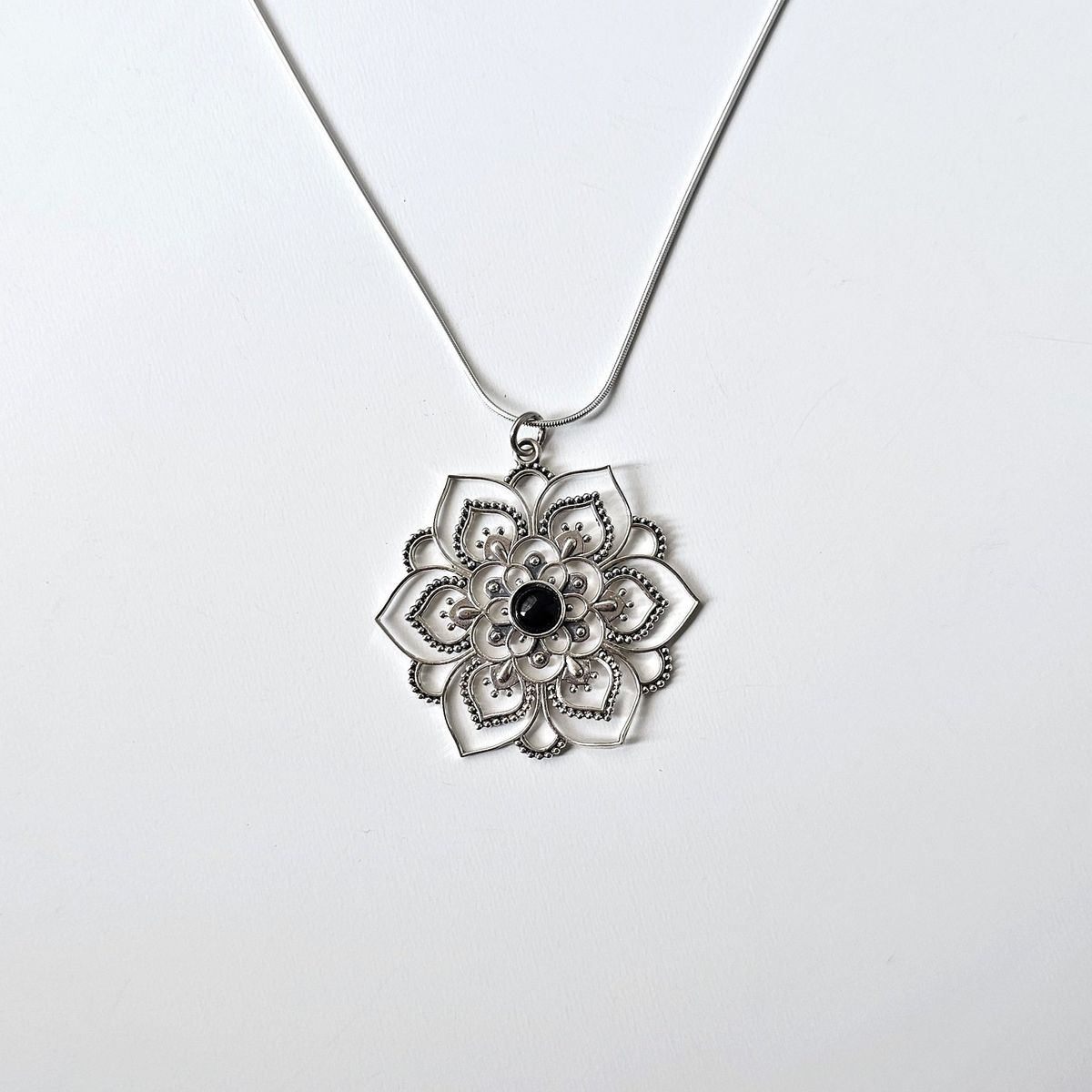 GENERICO - Colgante Big Mandala Turmalina