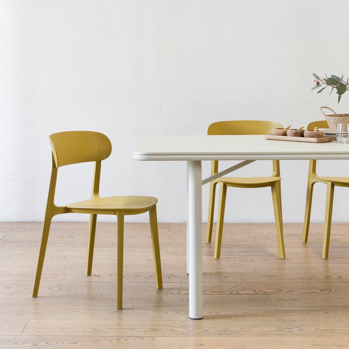 AMOBLE - Silla reunión Parro Mostaza Amoblé