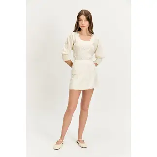 IO - Short Liso Blanco