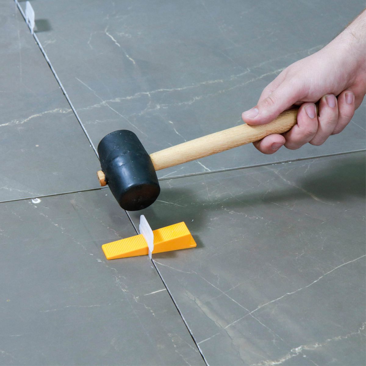 CORTAG - MARTILLO DE GOMA  NEGRO 50MM