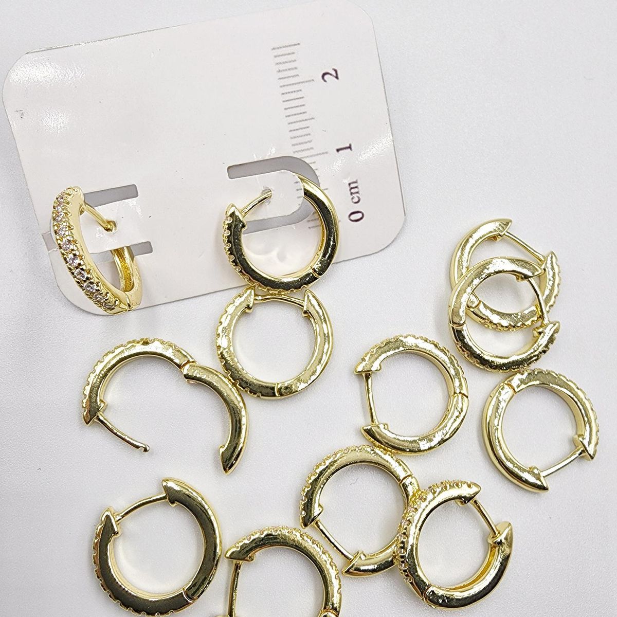 GENERICO - Set De 6 Pares De Bases De Aros Con Baño De Oro Modelos 1 - Dorado