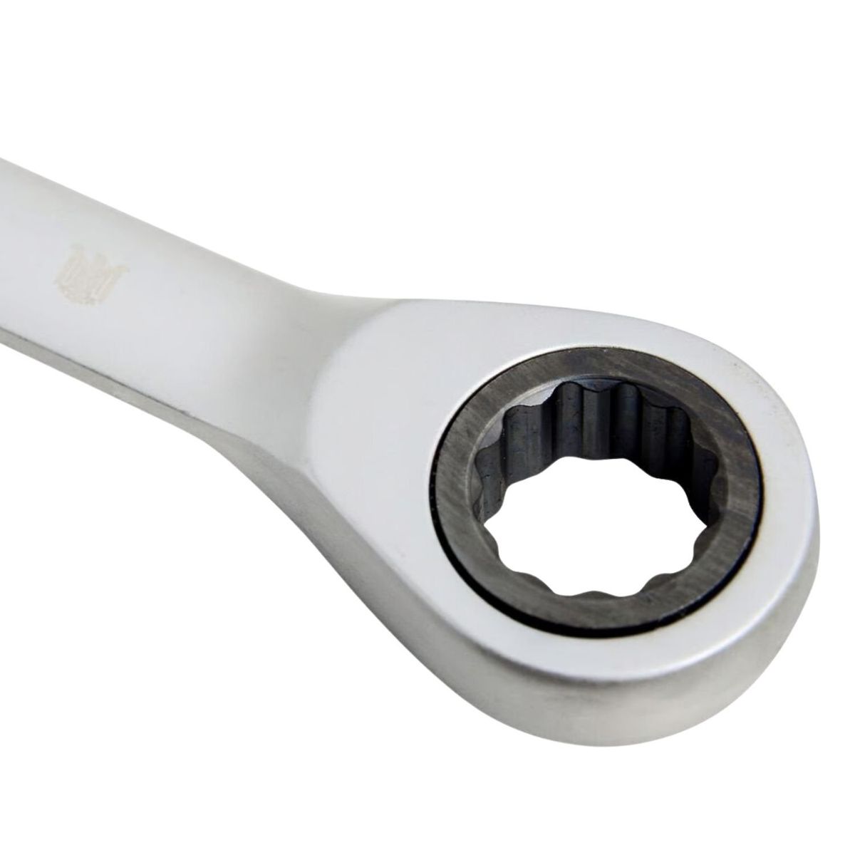 GENERICO - Llave Punta Corona con Chicharra 17mm Herramienta Profesional