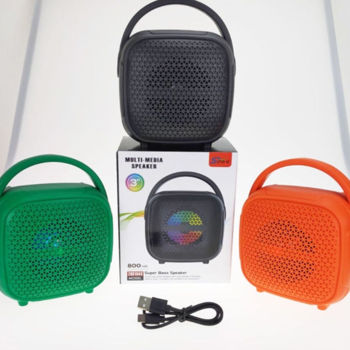 GENERICO - Parlante Bluetooth con radio y luz