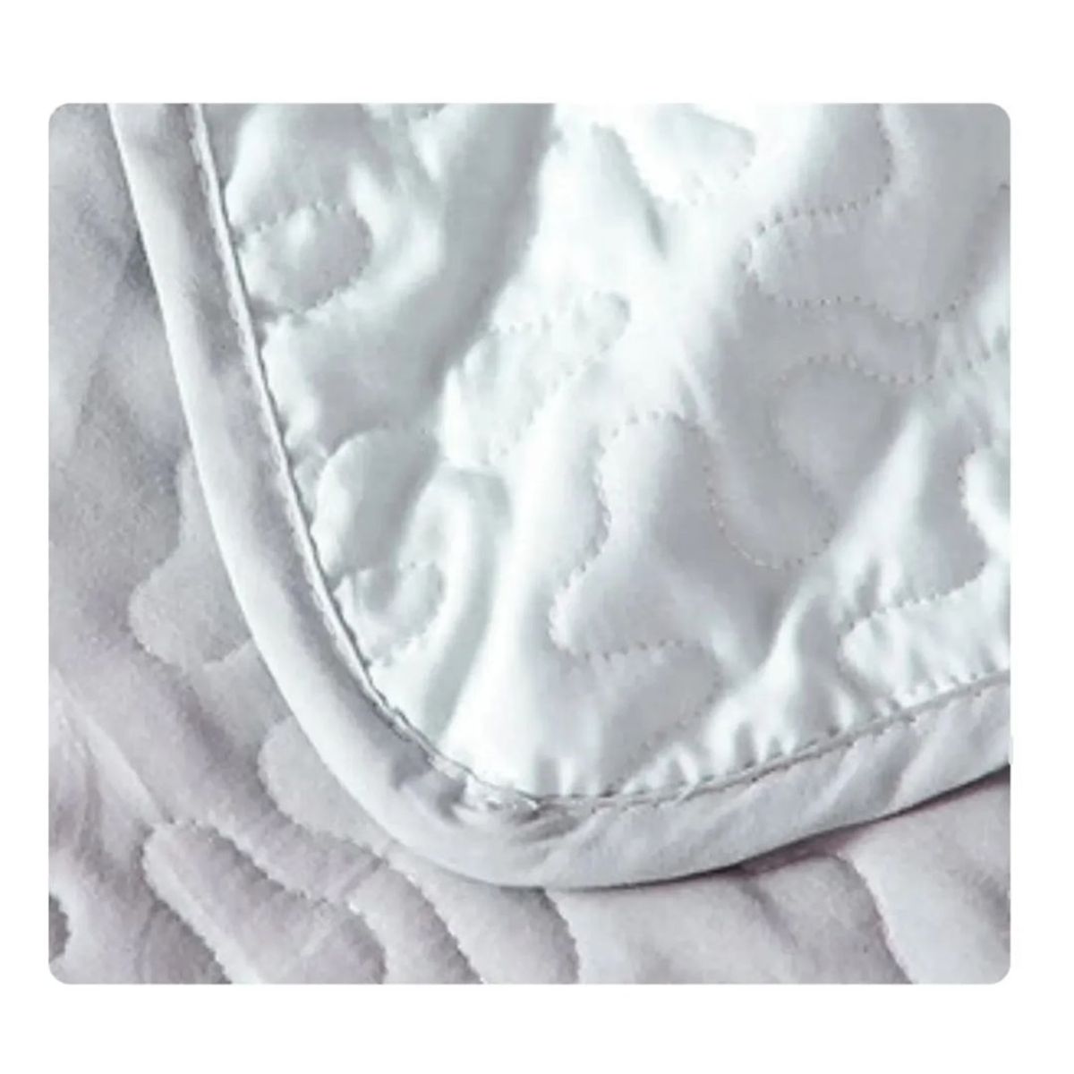 GENERICO - Cubrecama Quilt Verano King - Blanco Verde Agua Flores XF80