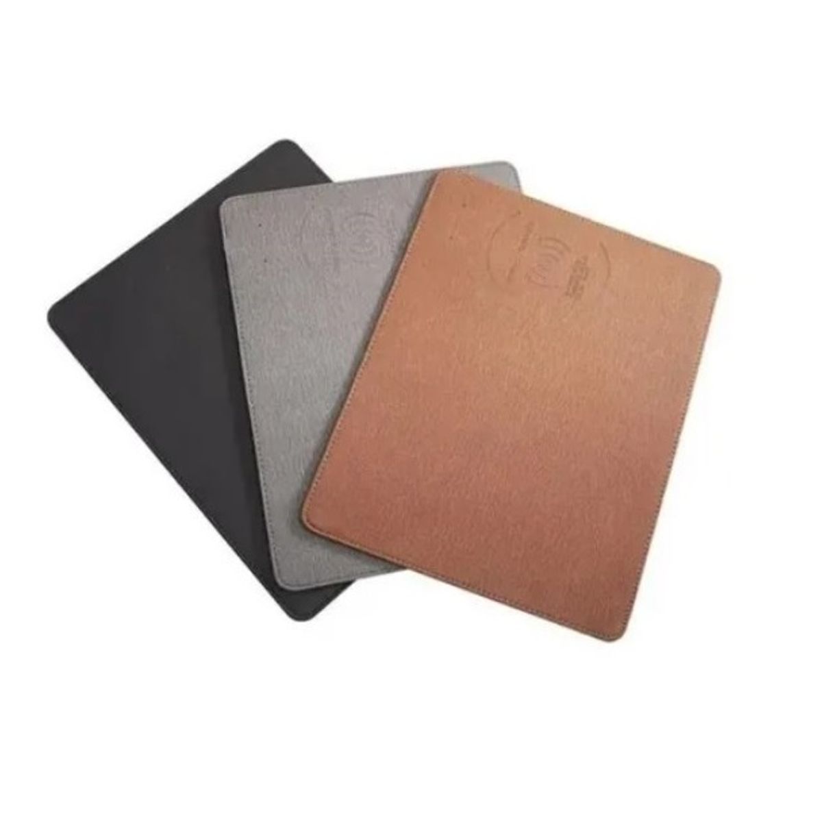 IRM - Mousepad Cuero 10v Con Cargador Inalámbrico