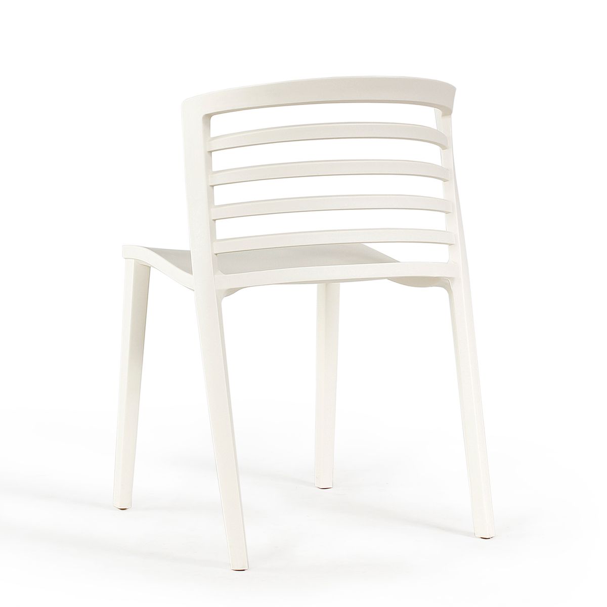 INDUMAC - Silla Vigo Almendra  Estilo y Comodidad para Espacios al Aire Libre