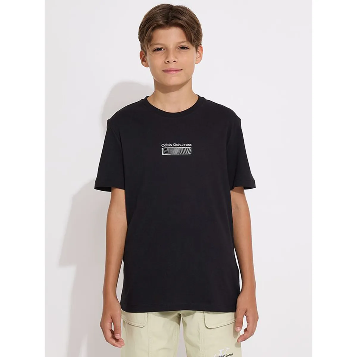 CALVIN KLEIN - Polera Niño Jersey Wave Negro Calvin Klein BEH
