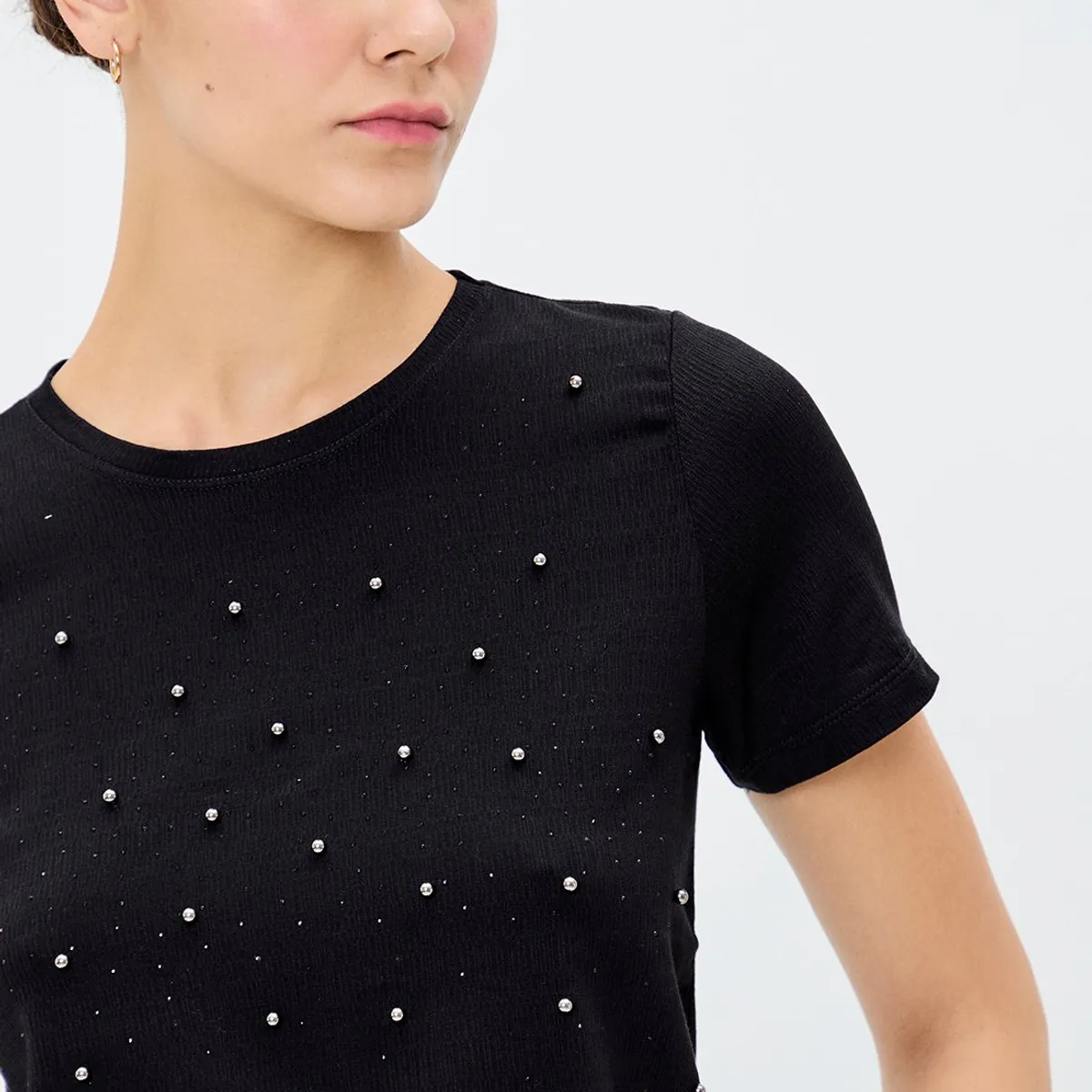 IO - Polera Manga Corta Negro Mujer Io